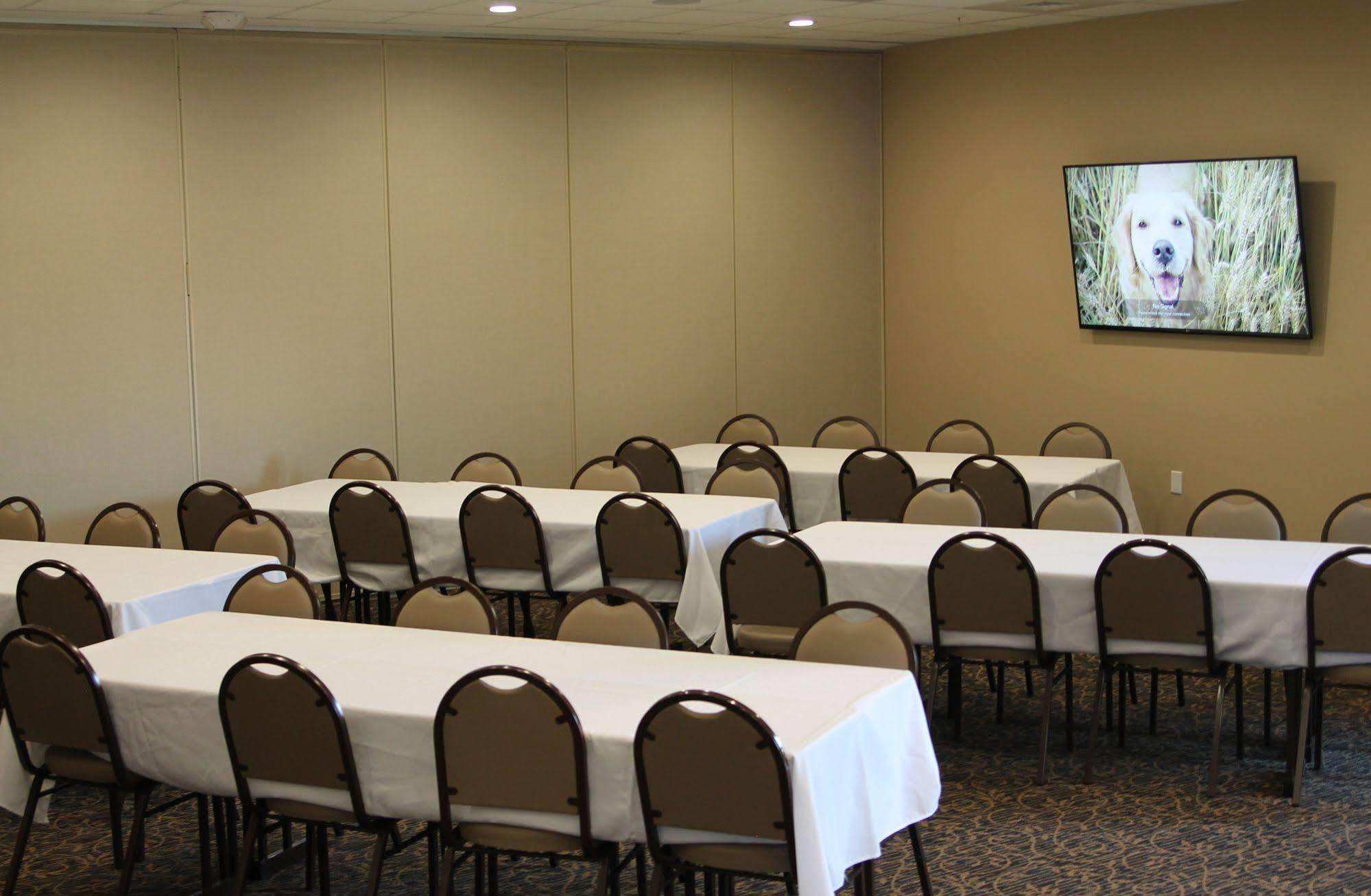 Cobblestone Inn&Suites Fort Madison Extérieur photo