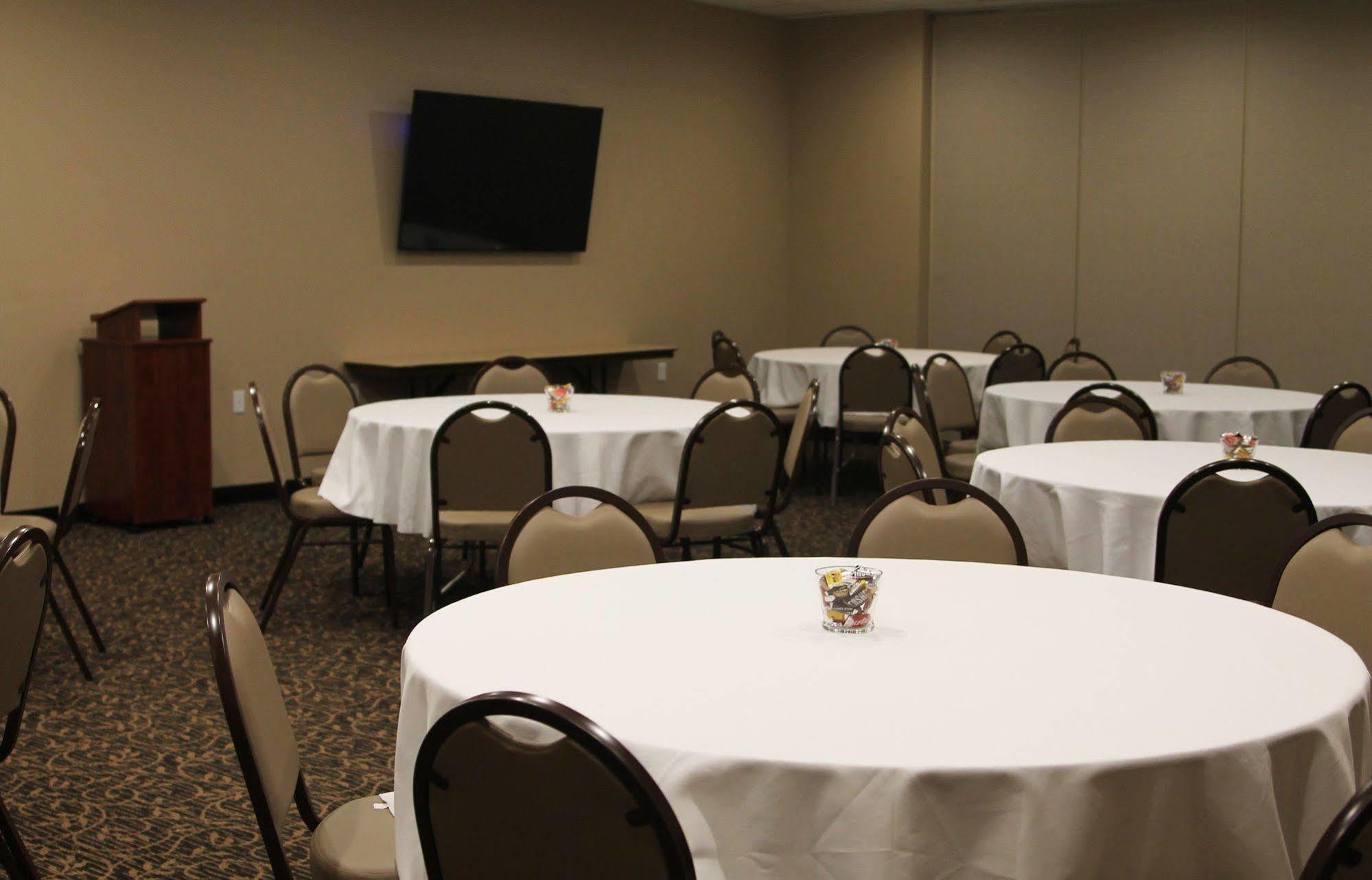 Cobblestone Inn&Suites Fort Madison Extérieur photo