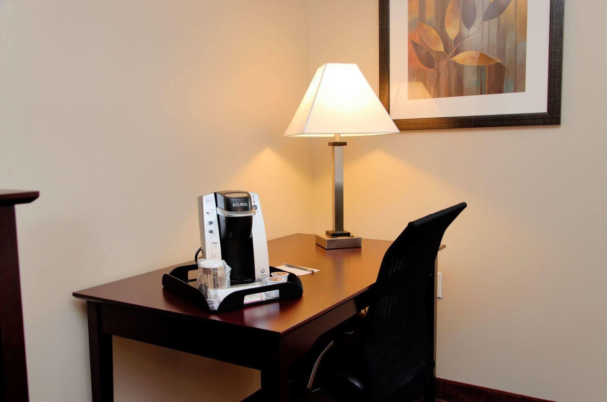 Cobblestone Inn&Suites Fort Madison Extérieur photo